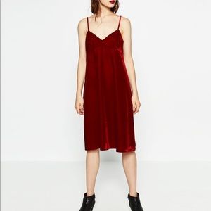 Gorgeous Zara red velvet midi dress. Size Medium.